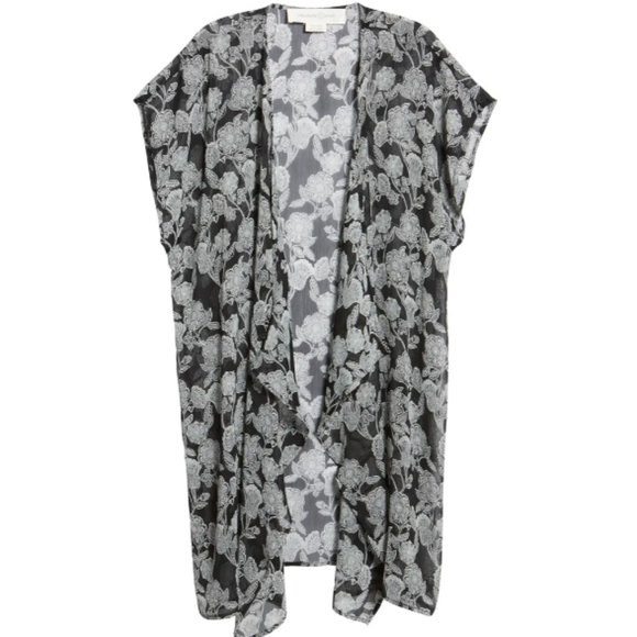 Treasure & Bond Kimono Vest - One Size - Picture 5 of 16